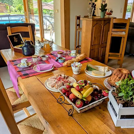 B&B Spacieuse Avec Balcon Et Acces Piscine Chauffee - Fr-1-589-701