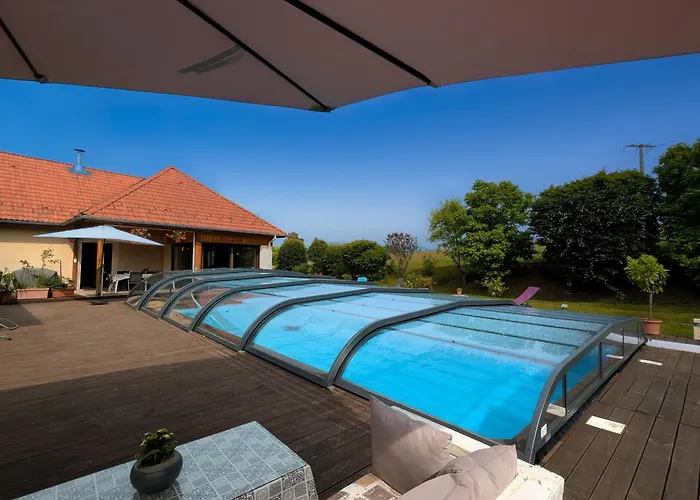 Spacieuse Avec Balcon Et Acces Piscine Chauffee - Fr-1-589-701 Отель типа 